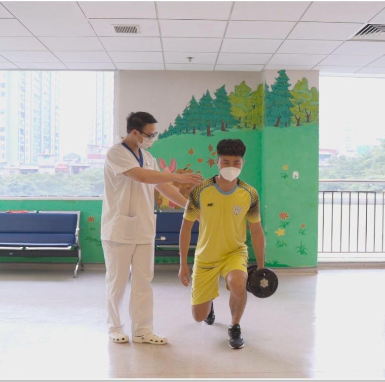 VFF ký kết hợp tác với Vinmec trong điều trị chấn thương cho các cầu thủ đội tuyển quốc gia ảnh 2