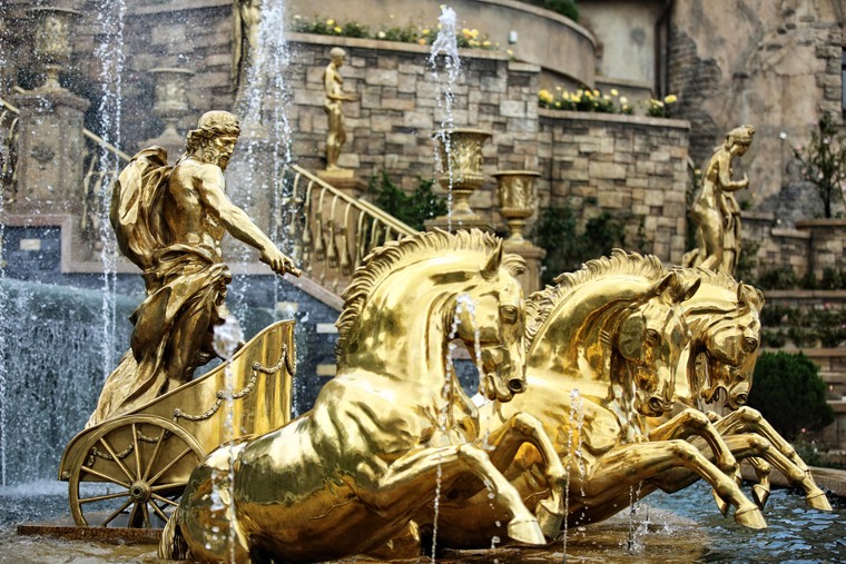 Khám phá “đại tiệc của các vị thần” trên đỉnh núi Chúa Bà Nà ảnh 1