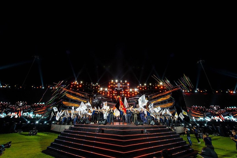 Hơn 10.000 “chiến binh” kinh doanh “cháy hết mình” tại lễ ra quân The Beverly Solari ảnh 12