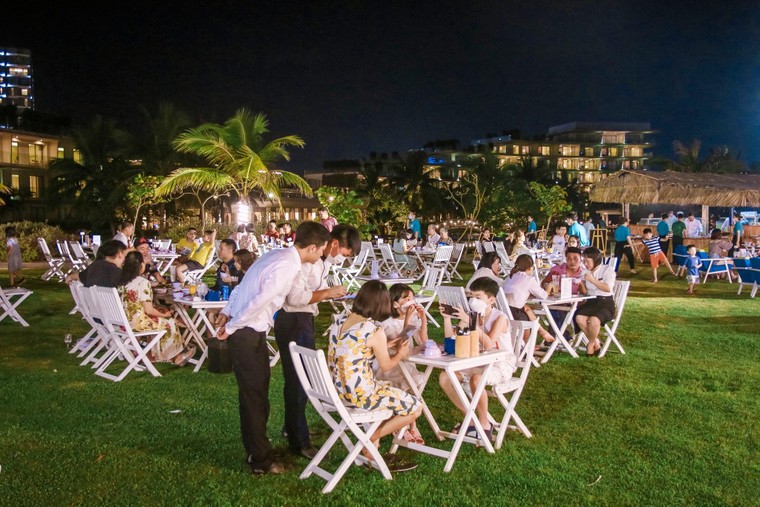 Hàng vạn du khách thích thú với kỳ nghỉ đa trải nghiệm tại resort 5 sao ảnh 8