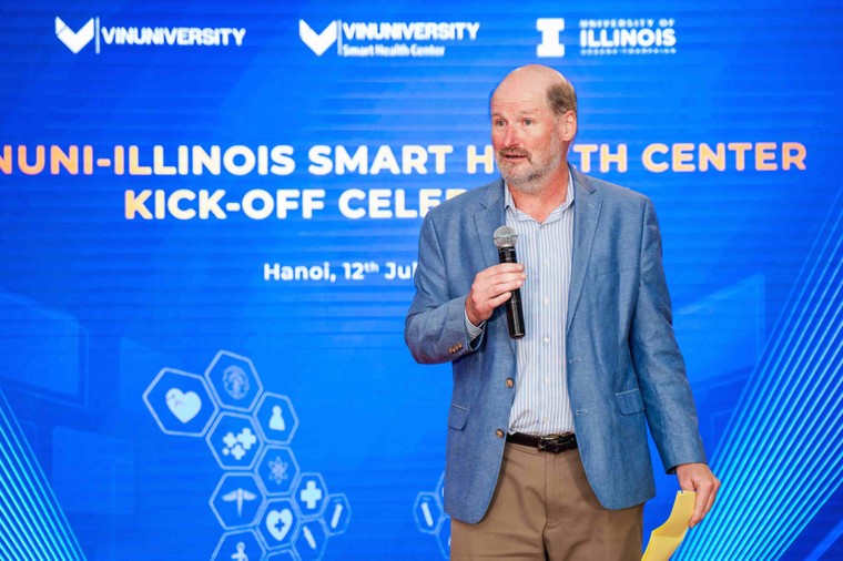 Ra mắt Trung tâm Nghiên cứu sức khỏe thông minh tại Đại học VinUni ảnh 4