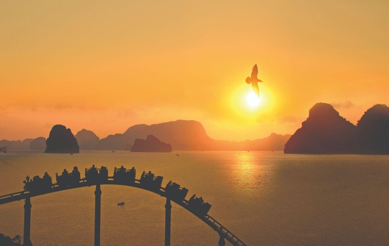 Một thập kỷ “rũ bùn đứng dậy sáng lòa” của du lịch Quảng Ninh ảnh 2