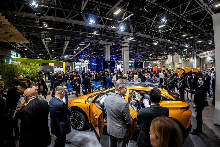 AUTOBEST vinh danh VinFast là 'Ngôi sao đang lên' ảnh 2