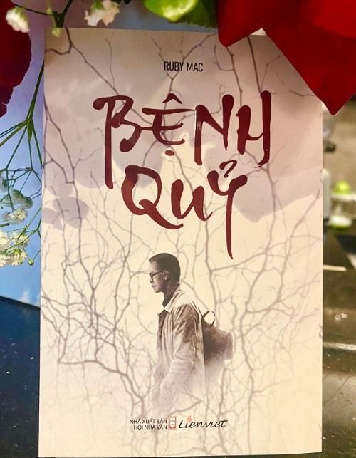 'Bệnh quỷ' - bản tình ca cảm động của người vợ chăm chồng vượt qua cửa tử ảnh 1