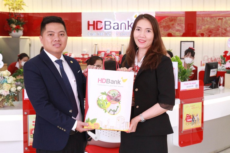 Ngược lên vùng cao, HDBank đẩy mạnh nâng cấp hạ tầng tài chính Đắk Nông ảnh 1