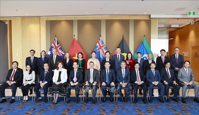Chủ tịch Quốc hội Vương Đình Huệ dự Diễn đàn hợp tác giáo dục Việt Nam - Australia ảnh 1