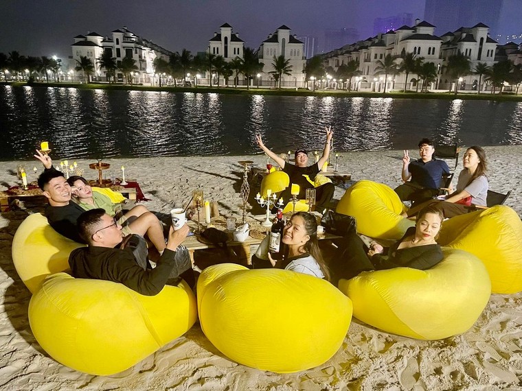 “Cơn sốt” Glamping biển độc đáo của giới trẻ Thủ đô ảnh 1