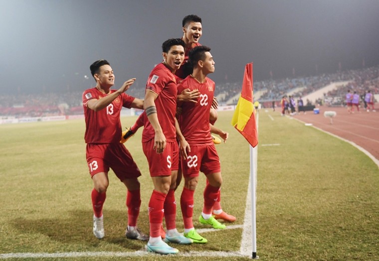 Thắng thuyết phục Indonesia 2-0, tuyển Việt Nam tiến vào chung kết AFF Cup 2022 ảnh 1