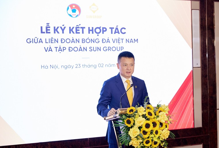 Tập đoàn Sun Group hợp tác với VFF cùng phát triển bóng đá Việt Nam ảnh 1