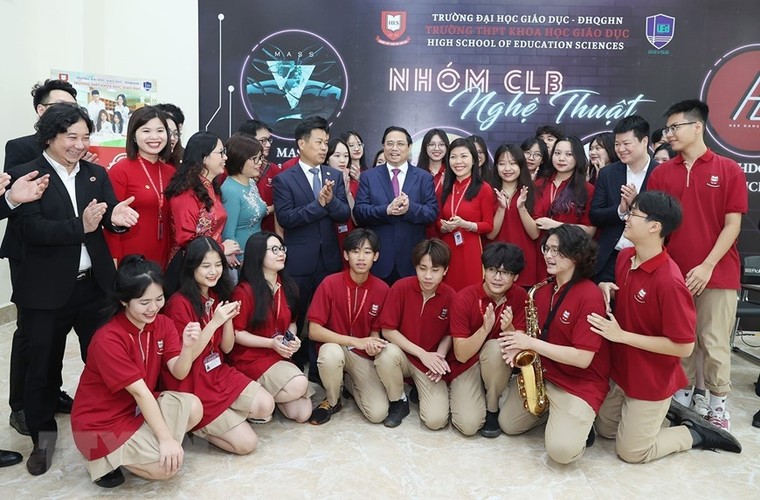 Thủ tướng Phạm Minh Chính thăm Đại học Quốc gia Hà Nội và Trường Đại học FPT ảnh 8