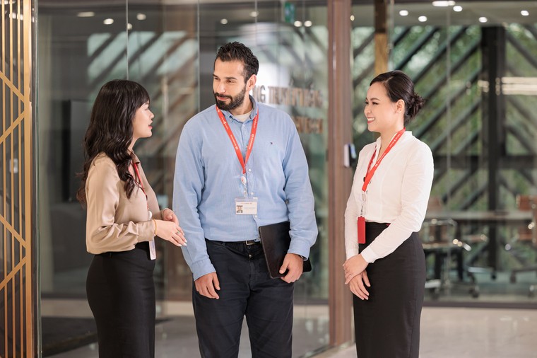 Techcombank – Ngân hàng duy nhất và là quán quân trên BXH “Nơi làm việc xuất sắc nhất Việt Nam 2023” ảnh 1