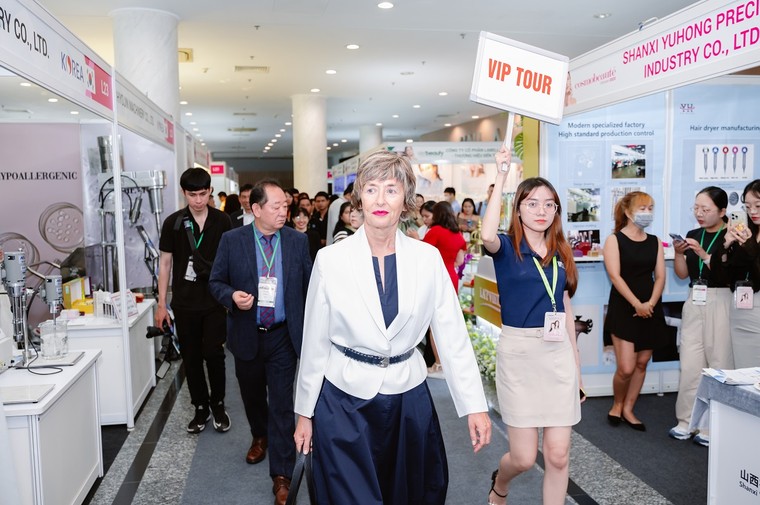 Khai mạc triển lãm làm đẹp quốc tế uy tín nhất Việt Nam - Vietbeauty & Cosmobeauté Vietnam 2023 ảnh 2