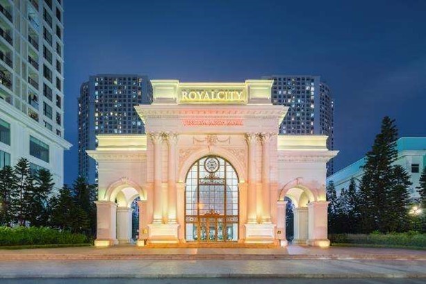 Loạt ưu đãi hấp dẫn tại “Đại tiệc sinh nhật” Vincom Mega Mall Royal City và Vincom Center Lanmark 81 ảnh 1
