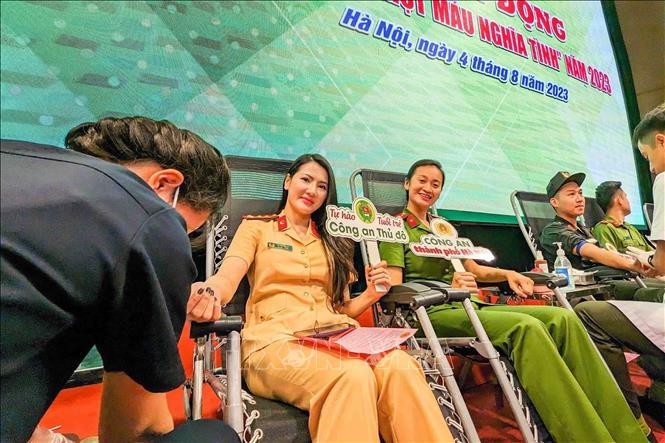 Công an Hà Nội phát động Hành trình “Giọt máu nghĩa tình 2023” ảnh 4