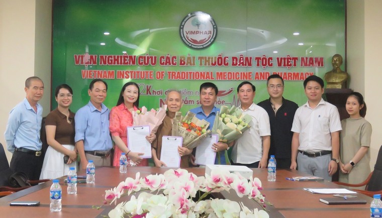 Lan tỏa hơn nữa thành tựu của y học cổ truyền qua đội ngũ cán bộ có tâm, xứng tầm ảnh 4