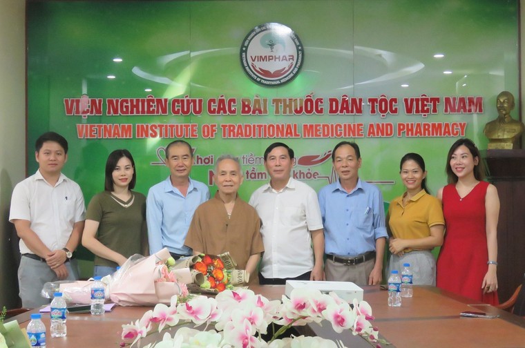 Lan tỏa hơn nữa thành tựu của y học cổ truyền qua đội ngũ cán bộ có tâm, xứng tầm ảnh 6
