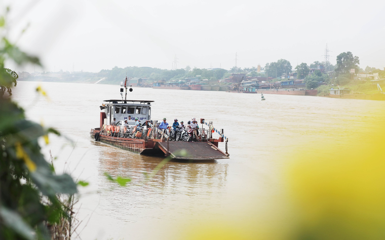 Những chuyến phà cuối cùng nối đôi bờ Vĩnh Phúc – Phú Thọ ảnh 1