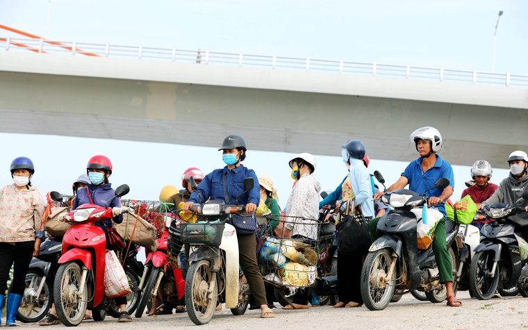 Những chuyến phà cuối cùng nối đôi bờ Vĩnh Phúc – Phú Thọ ảnh 3