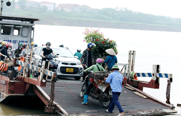 Những chuyến phà cuối cùng nối đôi bờ Vĩnh Phúc – Phú Thọ ảnh 4