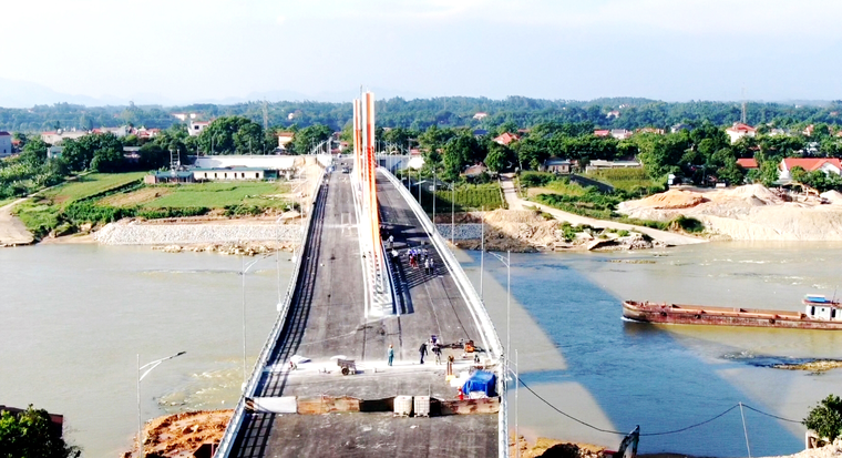 Những chuyến phà cuối cùng nối đôi bờ Vĩnh Phúc – Phú Thọ ảnh 5