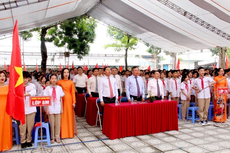 Hơn 2,2 triệu học sinh Thủ đô hân hoan chào đón năm học mới 2023 - 2024 ảnh 8