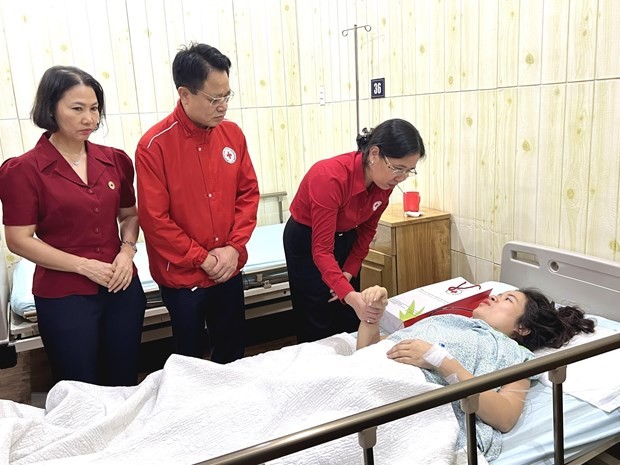 Hội Chữ thập đỏ Việt Nam hỗ trợ khẩn cấp nạn nhân vụ cháy ở Hà Nội và lũ quét ở Lào Cai ảnh 1