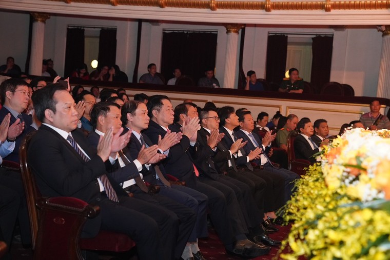 Tạp chí Ngày Nay nhận giải báo chí “Vì sự nghiệp phát triển văn hoá, thể thao và du lịch” ảnh 1