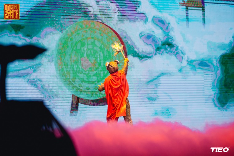 "Đồng Dao Cổ tích" - Chuyến tàu xuyên không đưa ông Bụt, Thánh Gióng... đến gần thế giới hiện đại ảnh 8