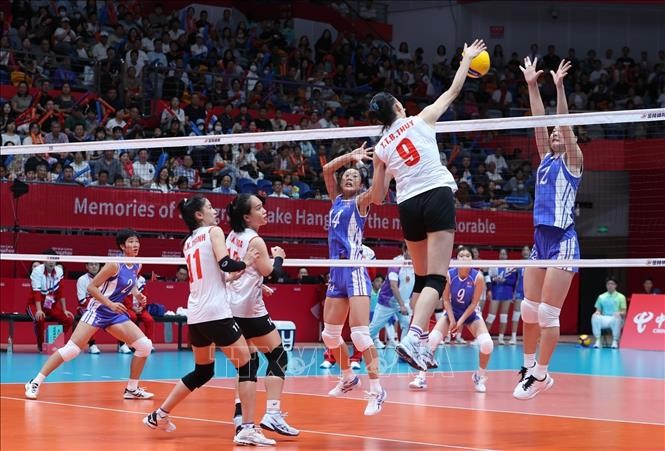 ASIAD 2023: Đội tuyển bóng chuyền nữ Việt Nam đặt một chân vào trận bán kết lịch sử ảnh 4