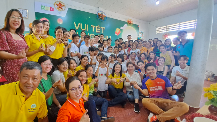 Herbalife Việt Nam vui Tết Trung thu cùng các em nhỏ tại 7 trung Tâm Casa Herbalife ảnh 6