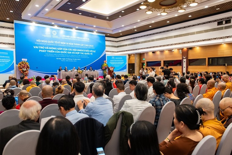 Nỗ lực chăm sóc cộng đồng vì một tương lai khỏe mạnh ảnh 1