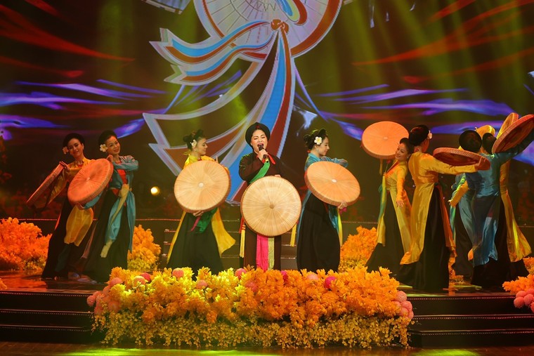Quảng bá và bảo tồn các giá trị Di sản Văn hóa phi vật thể bằng những tiết mục đặc sắc ảnh 3