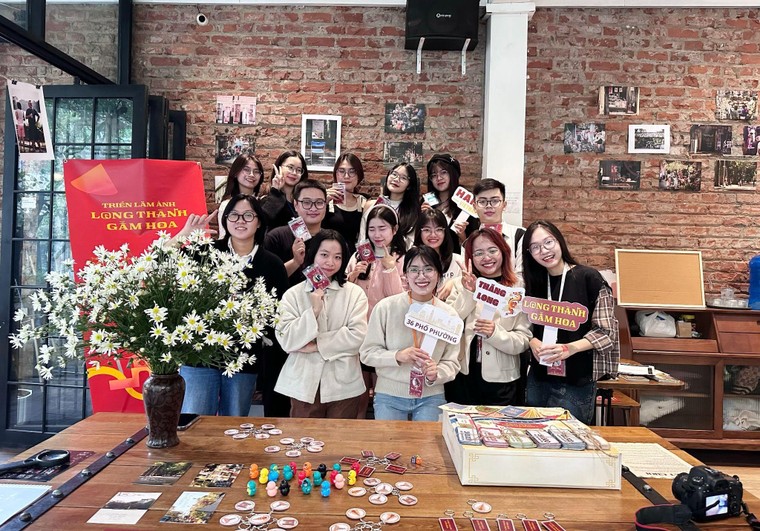 Ấn tượng triển lãm về phố cổ Hà Nội của nhóm sinh viên Học viện Báo chí và Tuyên truyền ảnh 4