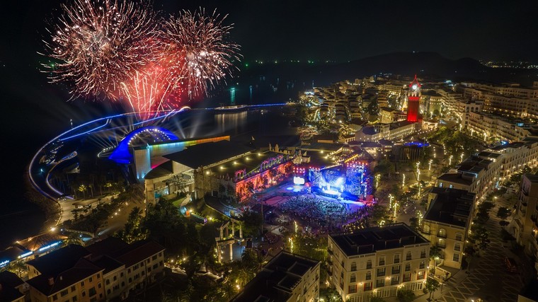 Tết Giáp Thìn 2024, nên đi đâu du lịch từ Bắc vào Nam? ảnh 7