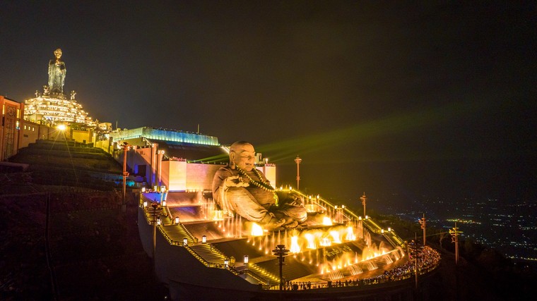 Núi Bà Đen, Tây Ninh tổ chức Đại lễ dâng đăng lớn bậc nhất năm trong ngày Tết Nguyên Tiêu ảnh 5