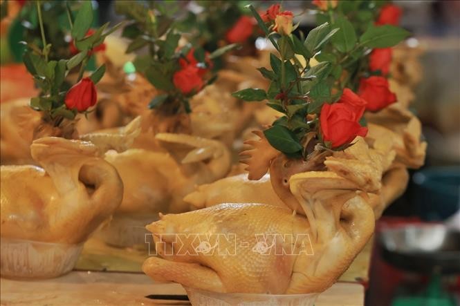 Người dân Thủ đô tất bật sắm lễ cúng Rằm tháng Giêng ảnh 3