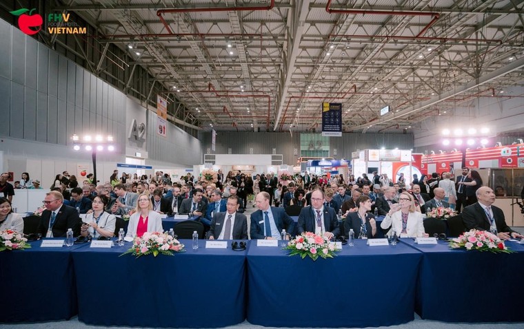 "Food & Hotel Vietnam 2024" chính thức mở cửa với 27 quốc gia, vùng lãnh thổ góp mặt ảnh 2