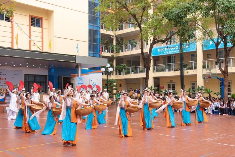 Khơi dậy tình yêu văn hóa dân tộc thông qua Ngày hội đọc sách ảnh 3