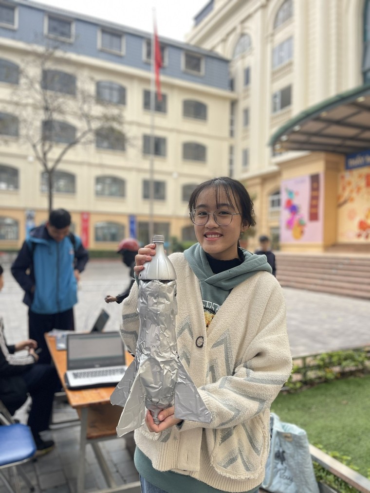 Gương mặt "Trẻ em của năm 2023" mong muốn truyền cảm hứng thiện nguyện đến các bạn trẻ ảnh 1