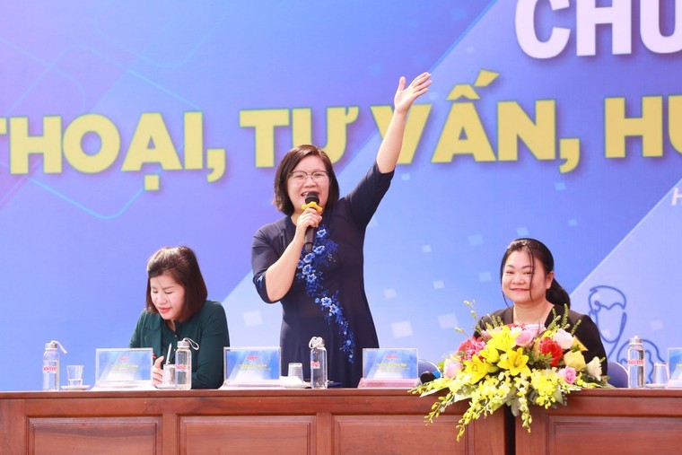 Kho kiến thức hữu ích chào mùa thi dành cho học sinh yêu khối ngành Luật - Kinh tế ảnh 4