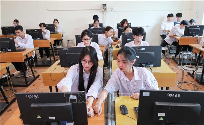 Thí sinh chính thức đăng ký thi tốt nghiệp THPT năm 2024 ảnh 1