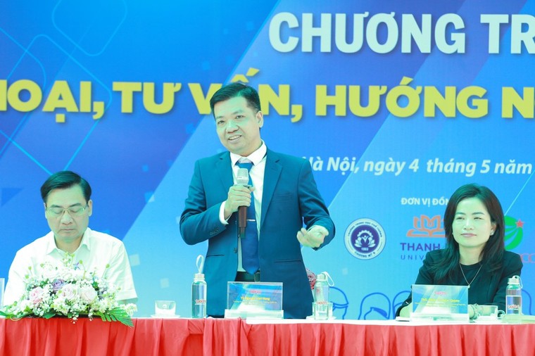 Hơn 1.000 học sinh Thủ đô được tư vấn hướng nghiệp về khối ngành sức khoẻ - ngôn ngữ ảnh 4