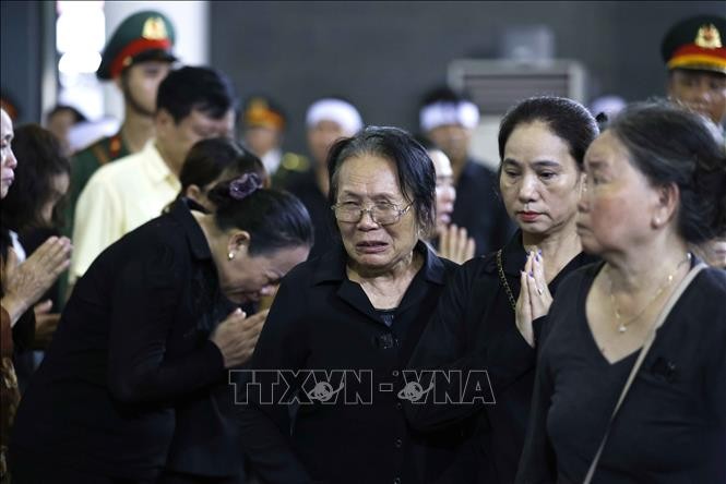 Người dân thành kính tiễn biệt Tổng Bí thư Nguyễn Phú Trọng ảnh 4