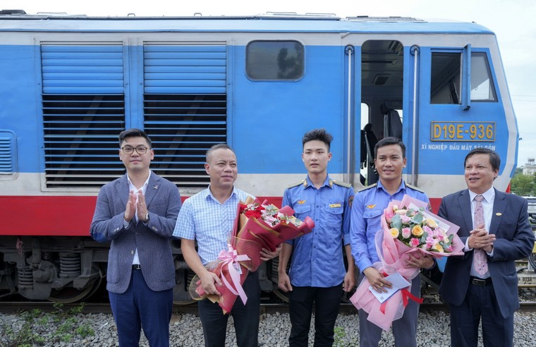 PV GAS khởi hành chuyến tàu chở LNG đầu tiên trên đường sắt Nam Bắc, mở rộng bản đồ cung ứng LNG trên toàn quốc ảnh 2