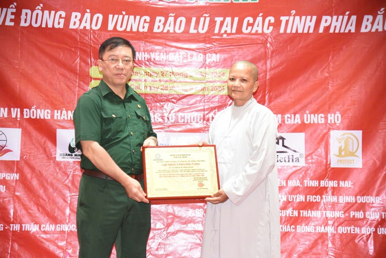 Những chuyến xe thiện nguyện vẫn tiếp tục hướng về Tây Bắc ảnh 8