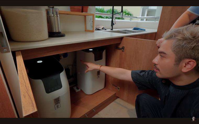 Dino Vũ “lập trình” không gian sống tiện nghi cho bố mẹ với hệ thống lọc nước tổng GE ảnh 1