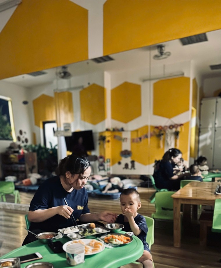 Một ngày bận rộn của cô giáo mầm non ảnh 8