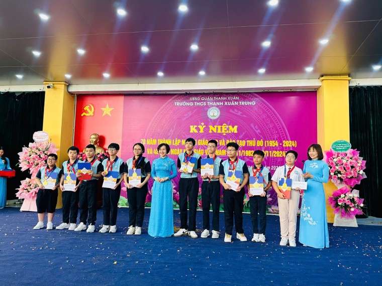 Những mùa trái ngọt tiếp tục được ươm mầm dưới mái trường Thanh Xuân Trung ảnh 4