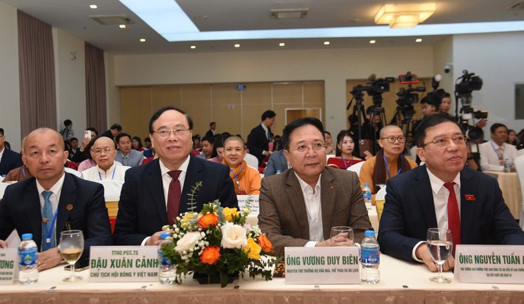 “Xuân ấm áp, Tết sẻ chia”: 8 năm sát cánh bên người nghèo ảnh 1