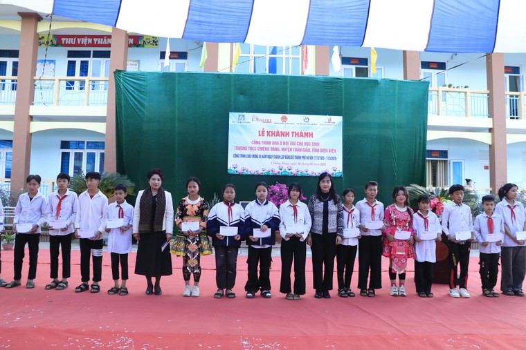 Báo Phụ nữ Thủ đô khánh thành Nhà nội trú cho học sinh dân tộc ở Điện Biên ảnh 4